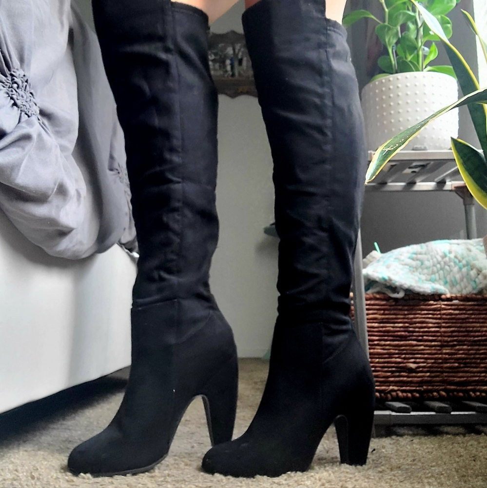High knee Boots